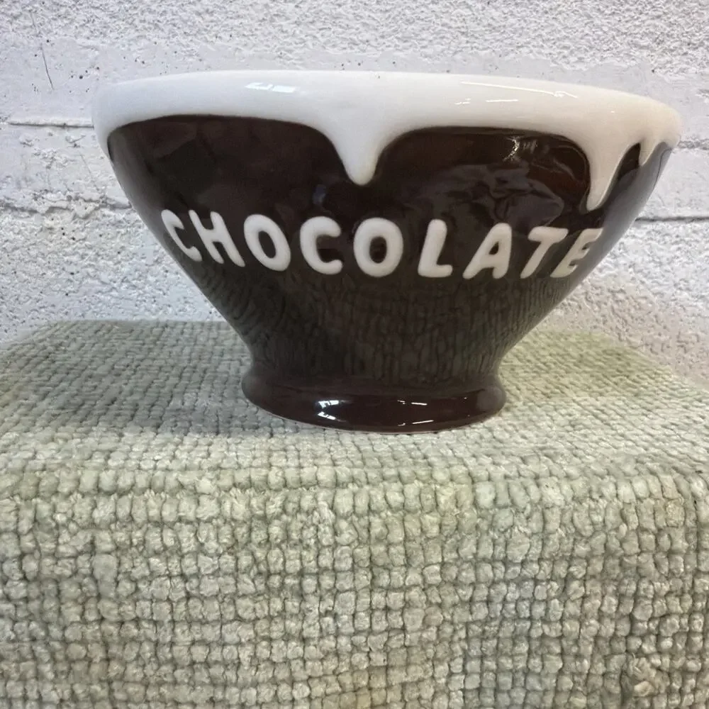 Pottery Barn Chocolate Brown White Ice Cream Bowl Brown Drip Edge Footed Topping